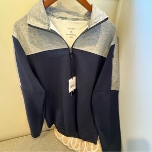 NWT, men’s Tahari, medium, blue & grey pullover with zipper.